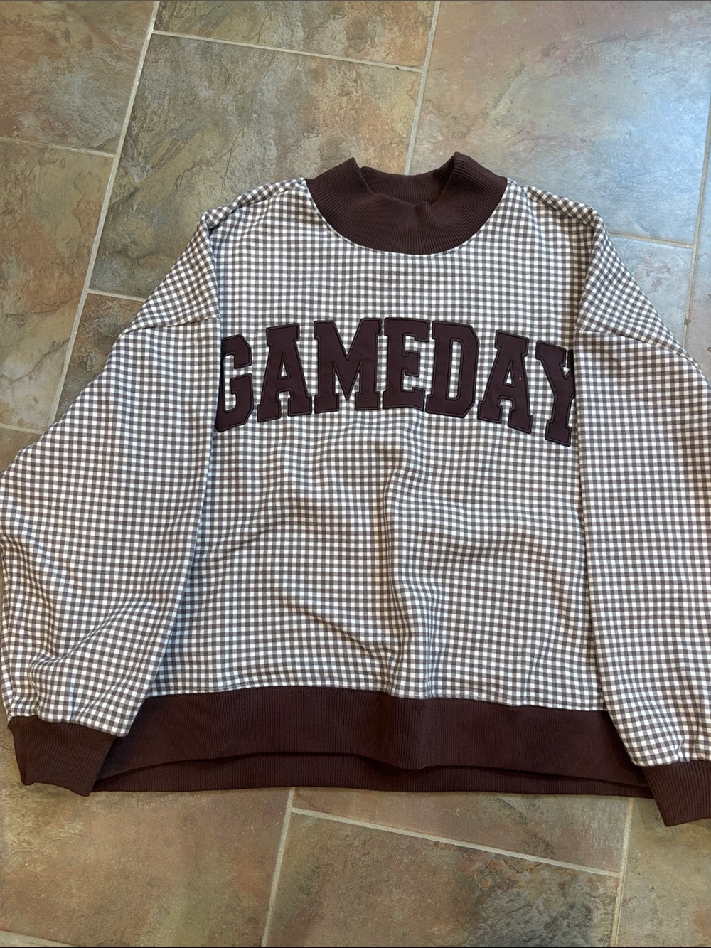 THE DARLING EFFECT GAMEDAY SWEATSHIRT- medium NWOT